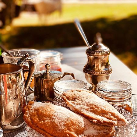 Un Banc au Soleil Bed and Breakfast Marsilly  Eksteriør billede